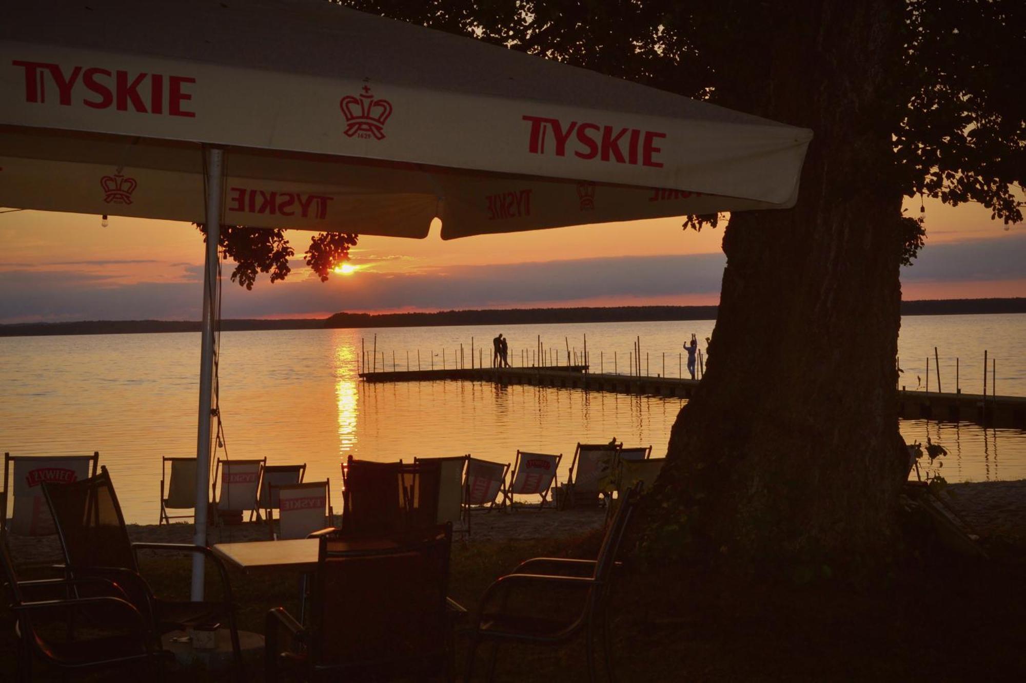Camping Szczecinek Domy Wypoczynkowe Exterior photo